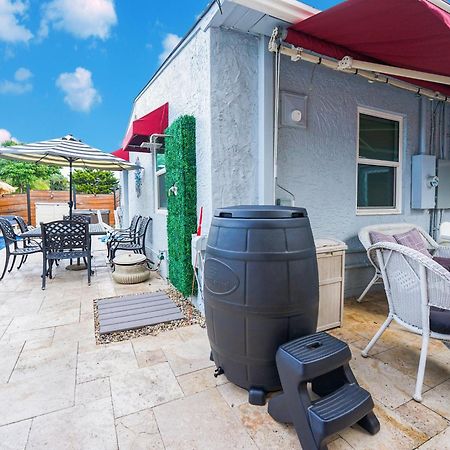 Palms Retreat! Giant Heated Pool-Hottub-Firepit-5Min2Beach-Pets-Ev Chgr Форт-Лодердейл Экстерьер фото